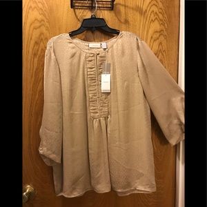 Chico’s-Lovely Stardust colored Top Size: 3 NWT
